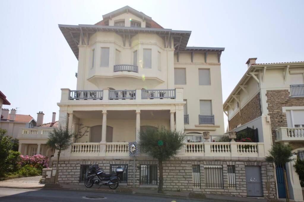 Imperatrice Apartment Biarritz Bagian luar foto